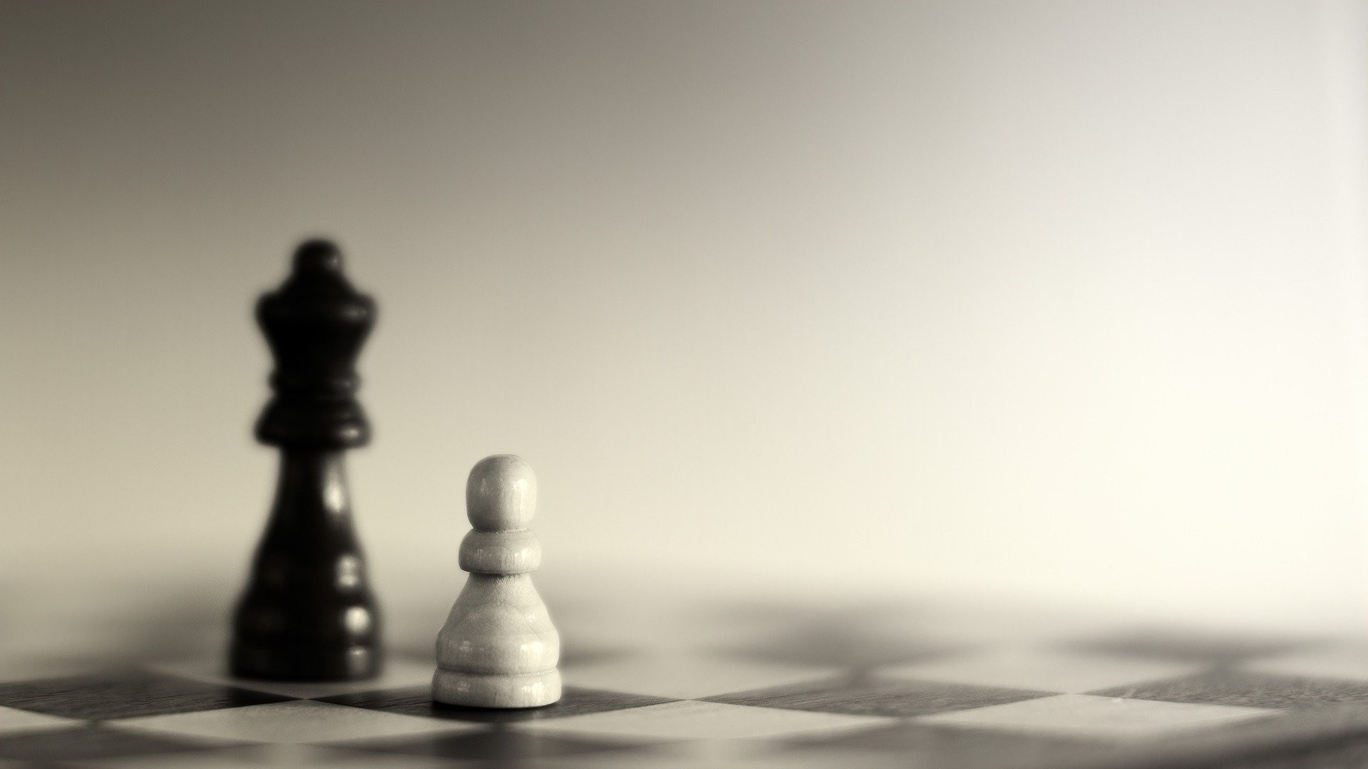 O šachoch a investovaní